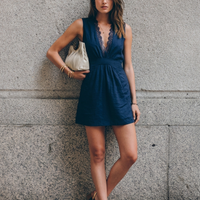 Women's Retro Blue Cotton Linen Patchwork Lace Deep V Pleated Sleeveless Short Dress MDZ2868D6GMJ