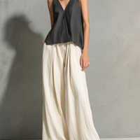 Women's Casual Grey Cotton-Linen V-Neck Sleeveless Top And Off-White Cotton-Linen Trousers Set MDZ0772E9LXY