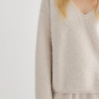 Brushed Cashmere V-Neck - Oyster
