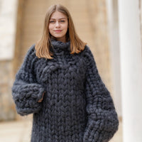 40-Strand Gray Mohair Sweater – Heavy Fluffy Hand-Knitted Thick Oversized Pullover T1374