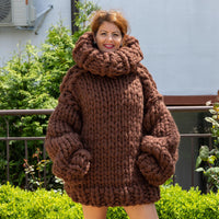 10-Strand Chunky Wool Sweater – Hand-Knitted Brown Oversized Pullover T1229