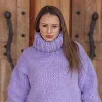 Purple Alpaca Sweater, 20 Strand Knit, Hand Knitted Fluffy Texture, Chunky Turtleneck Fit T2219