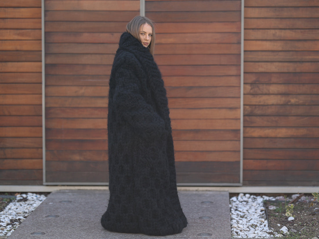 25-Strand Mohair Cardigan with Oversized Collar and Honeycomb Knit Coat T2206