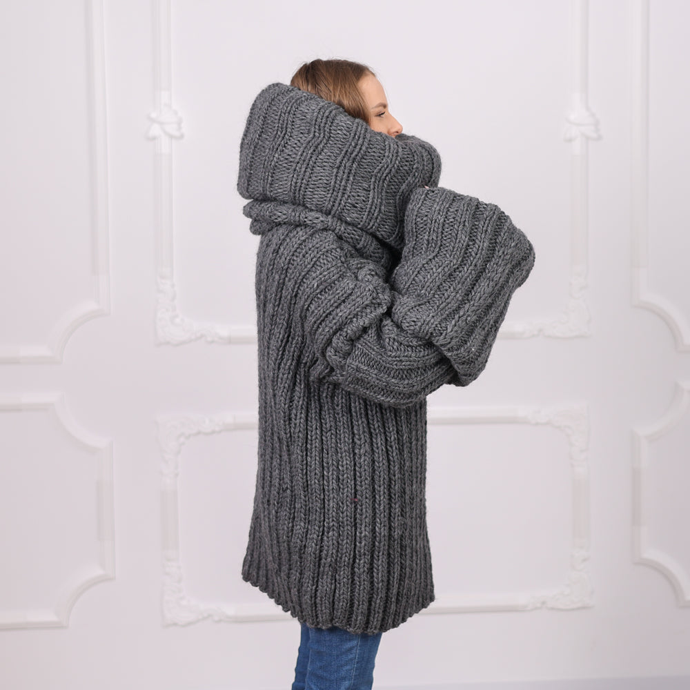 30-Strand Chunky Wool Sweater – Hand-Knitted Oversized Pullover in 100% Soft Wool T1304 (Copy)