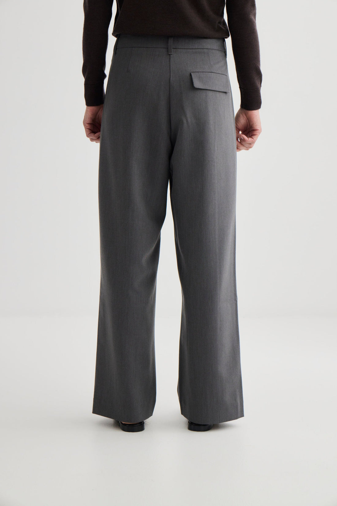 Invert Pleat Trouser - Pewter