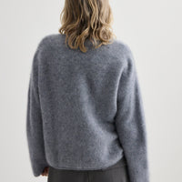 Brushed Cashmere V-Neck - Flannel