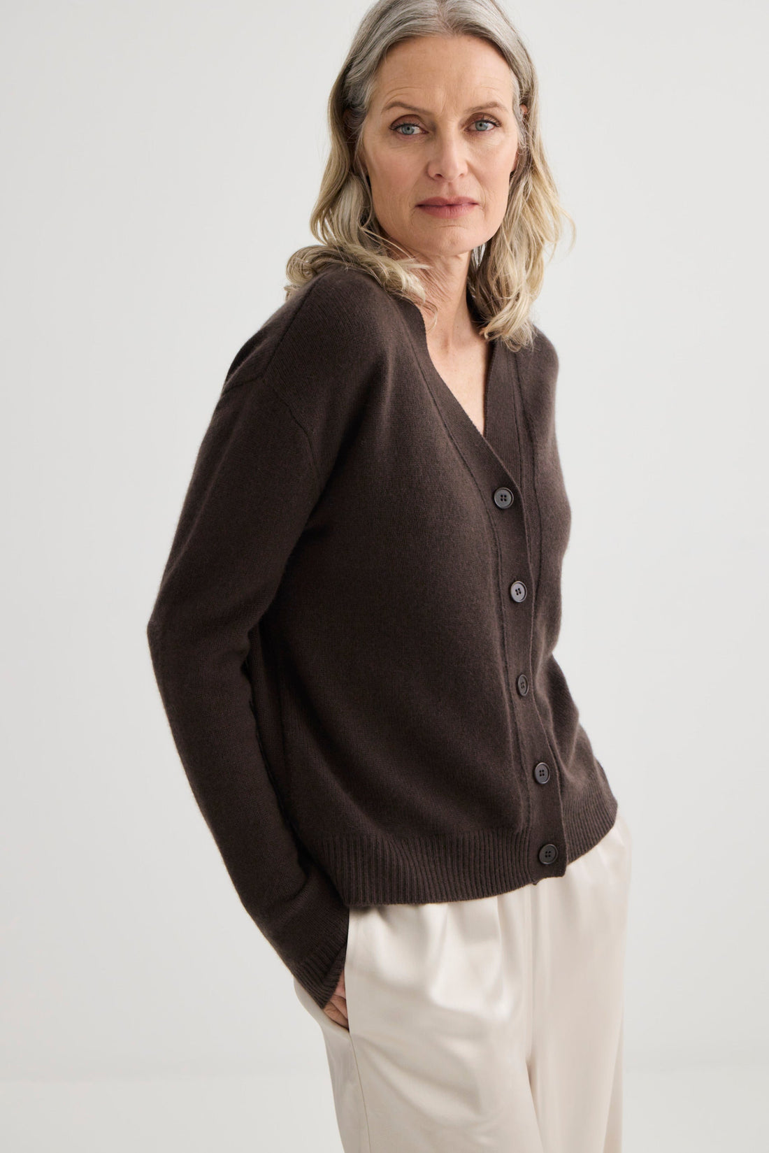 Cashmere V-Neck Cardigan - Bitter Chocolate