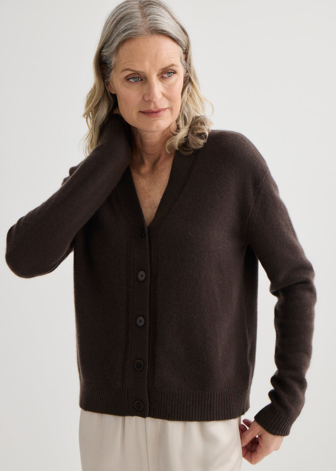 Cashmere V-Neck Cardigan - Bitter Chocolate