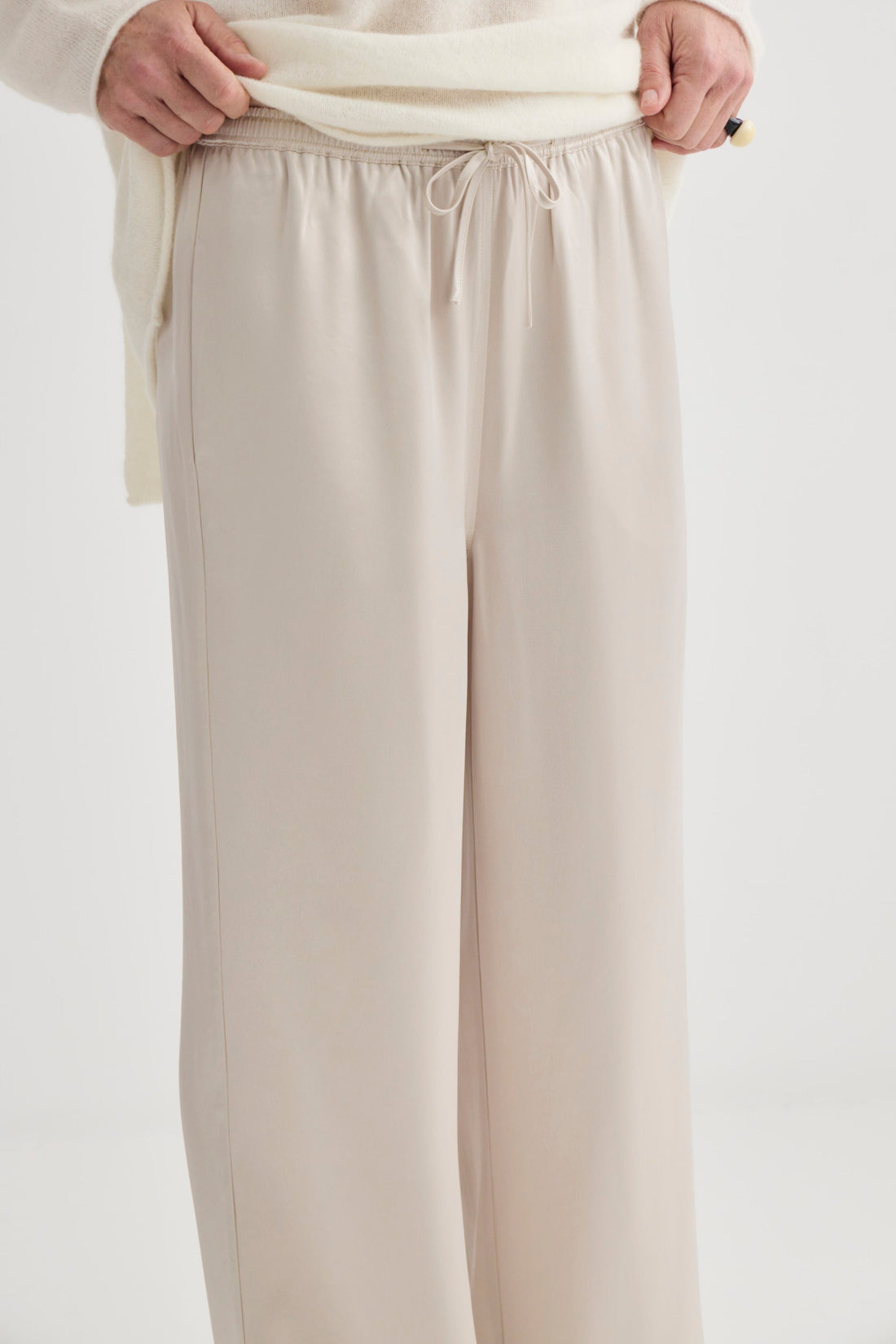 Satin Relaxed Pant - Champagne