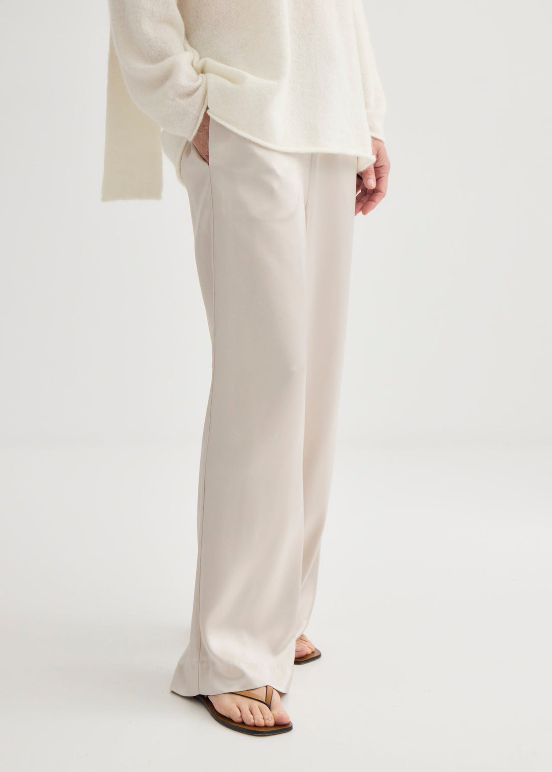 Satin Relaxed Pant - Champagne