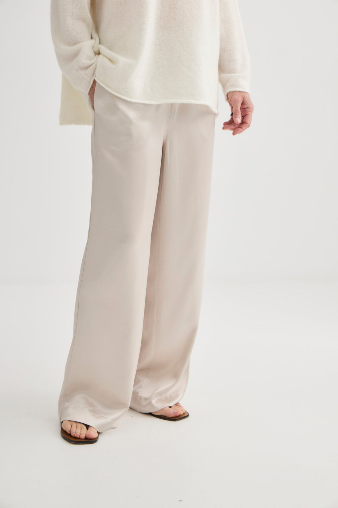 Satin Relaxed Pant - Champagne