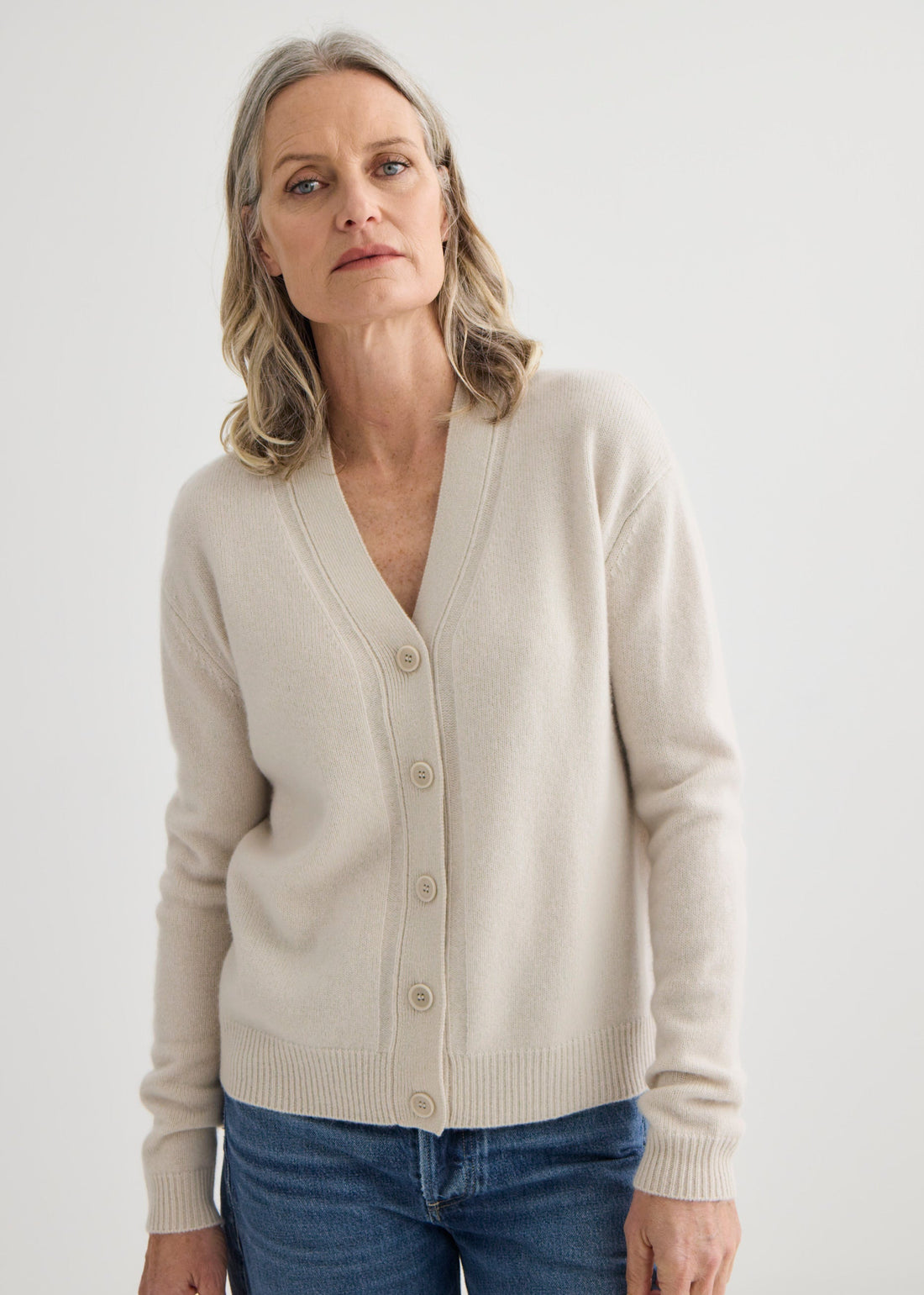 Cashmere V-Neck Cardigan - Oyster