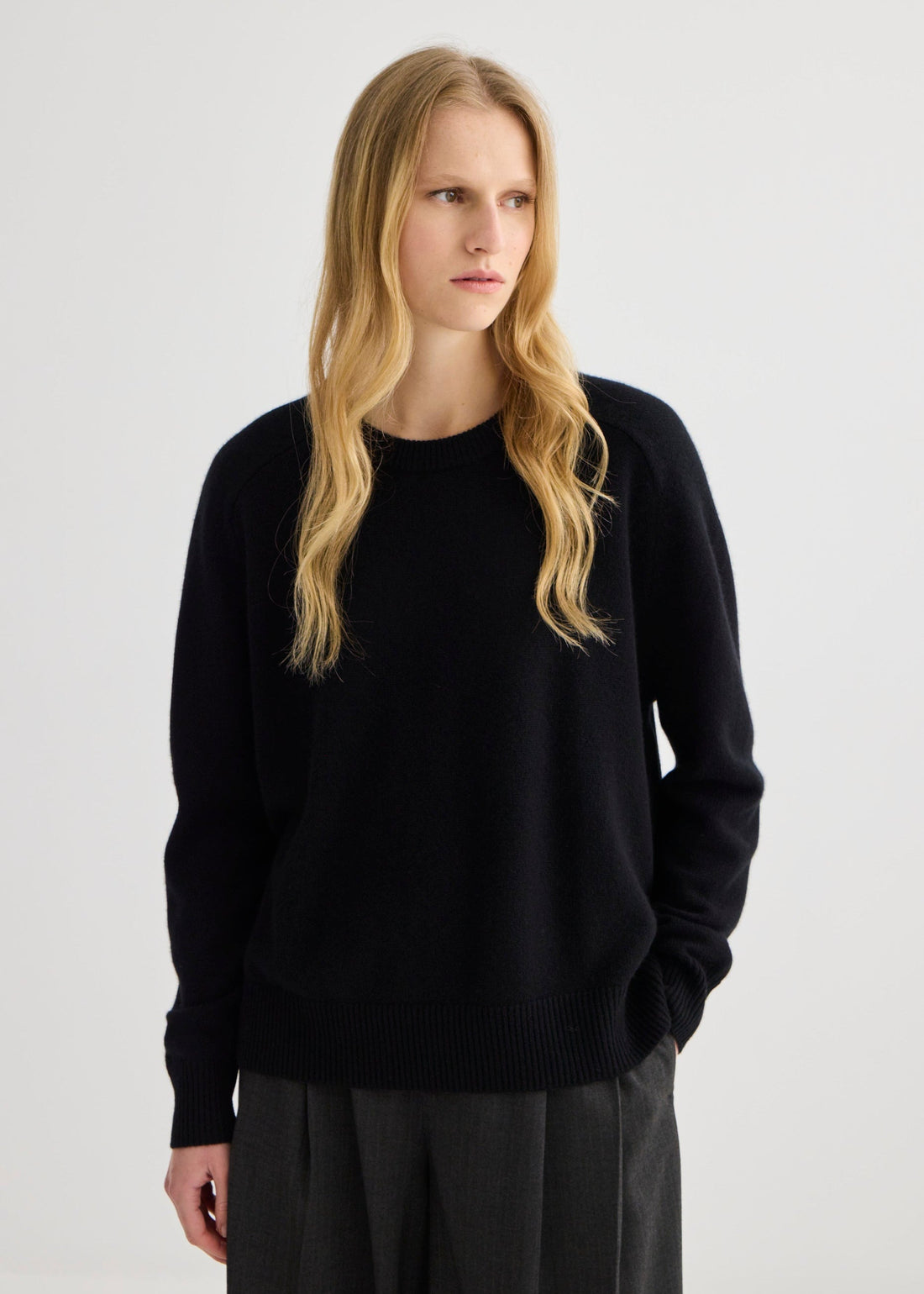Cashmere Oversized Crewneck - Black