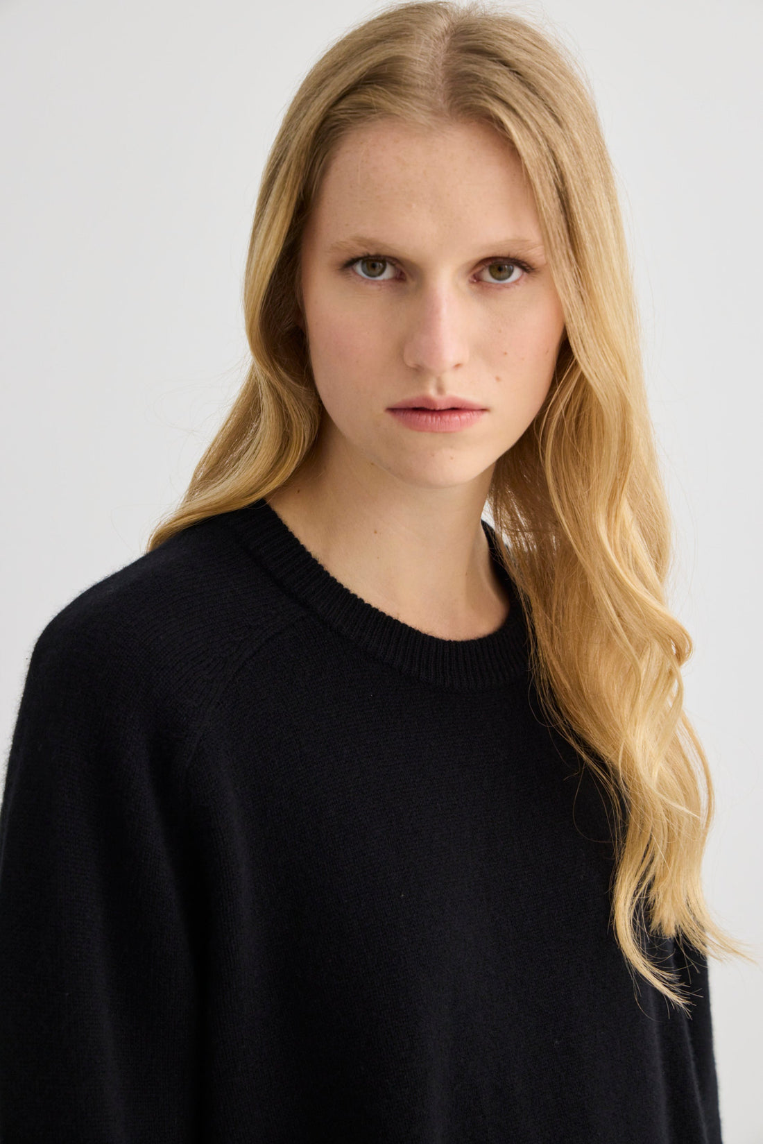 Cashmere Oversized Crewneck - Black