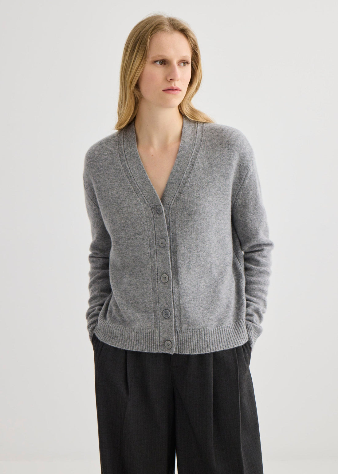 Cashmere V-Neck Cardigan - Grey Marle