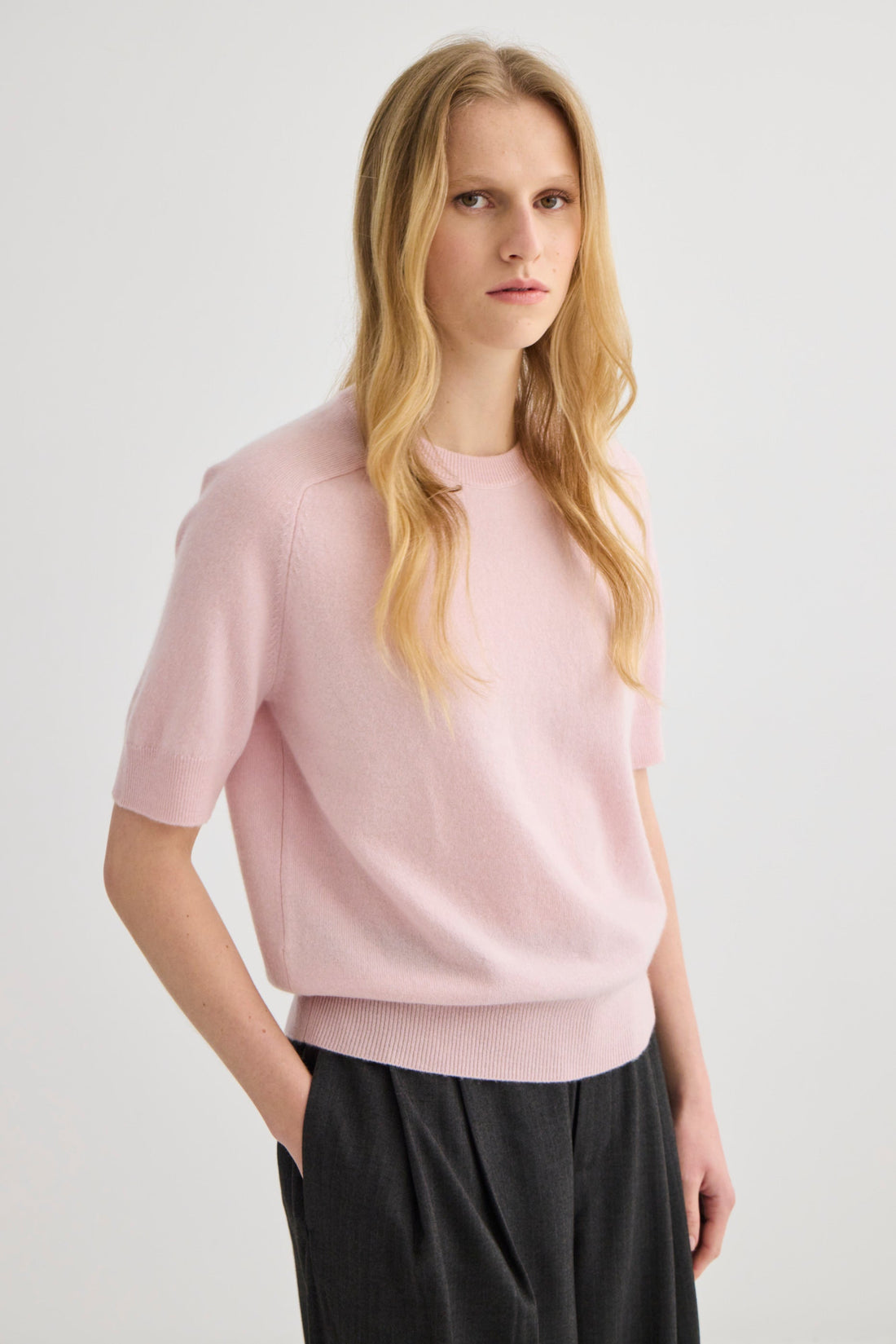 Cashmere Short Sleeve Crew Neck - Blush Pink