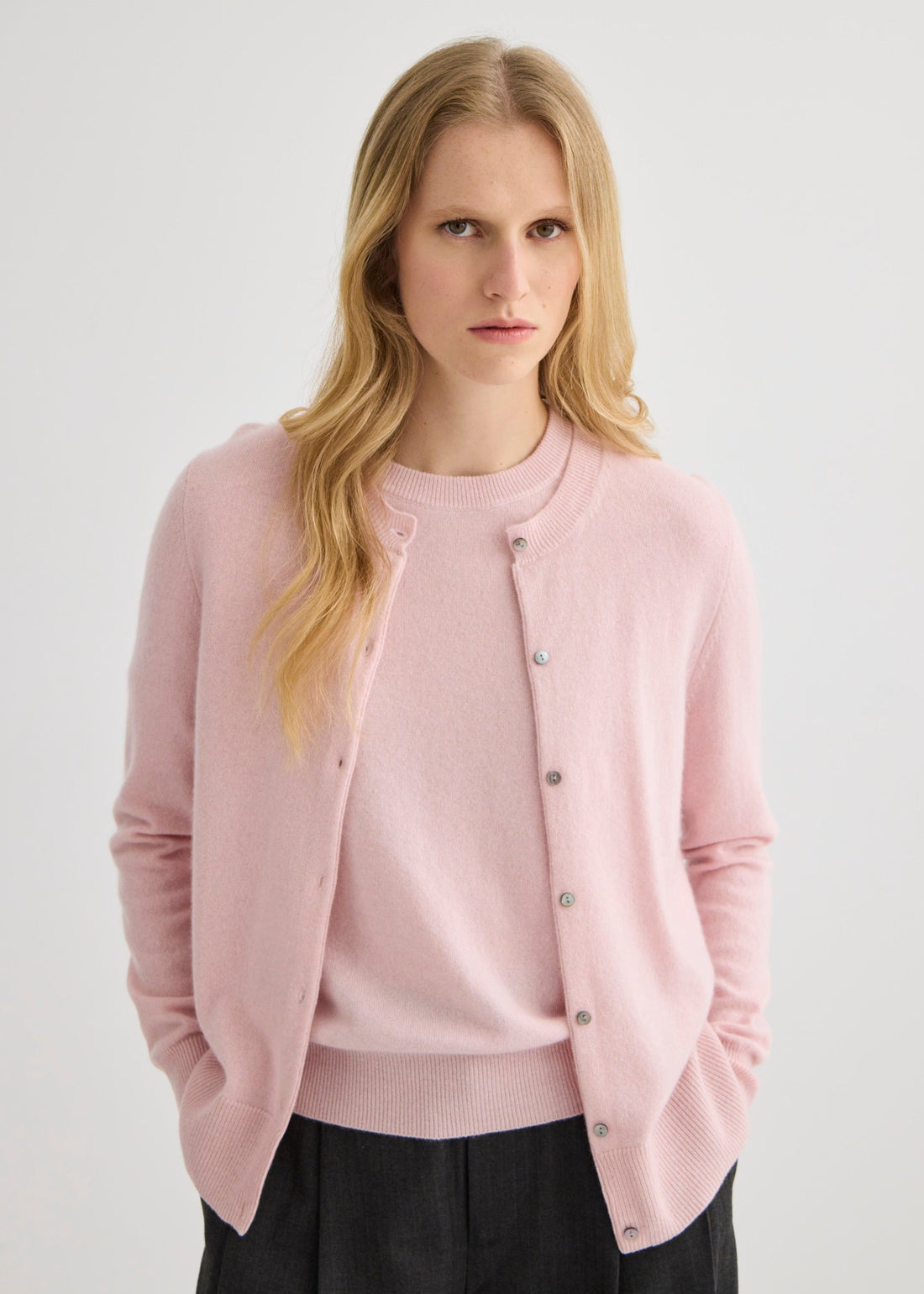 Cashmere Crew Neck Cardigan - Blush Pink