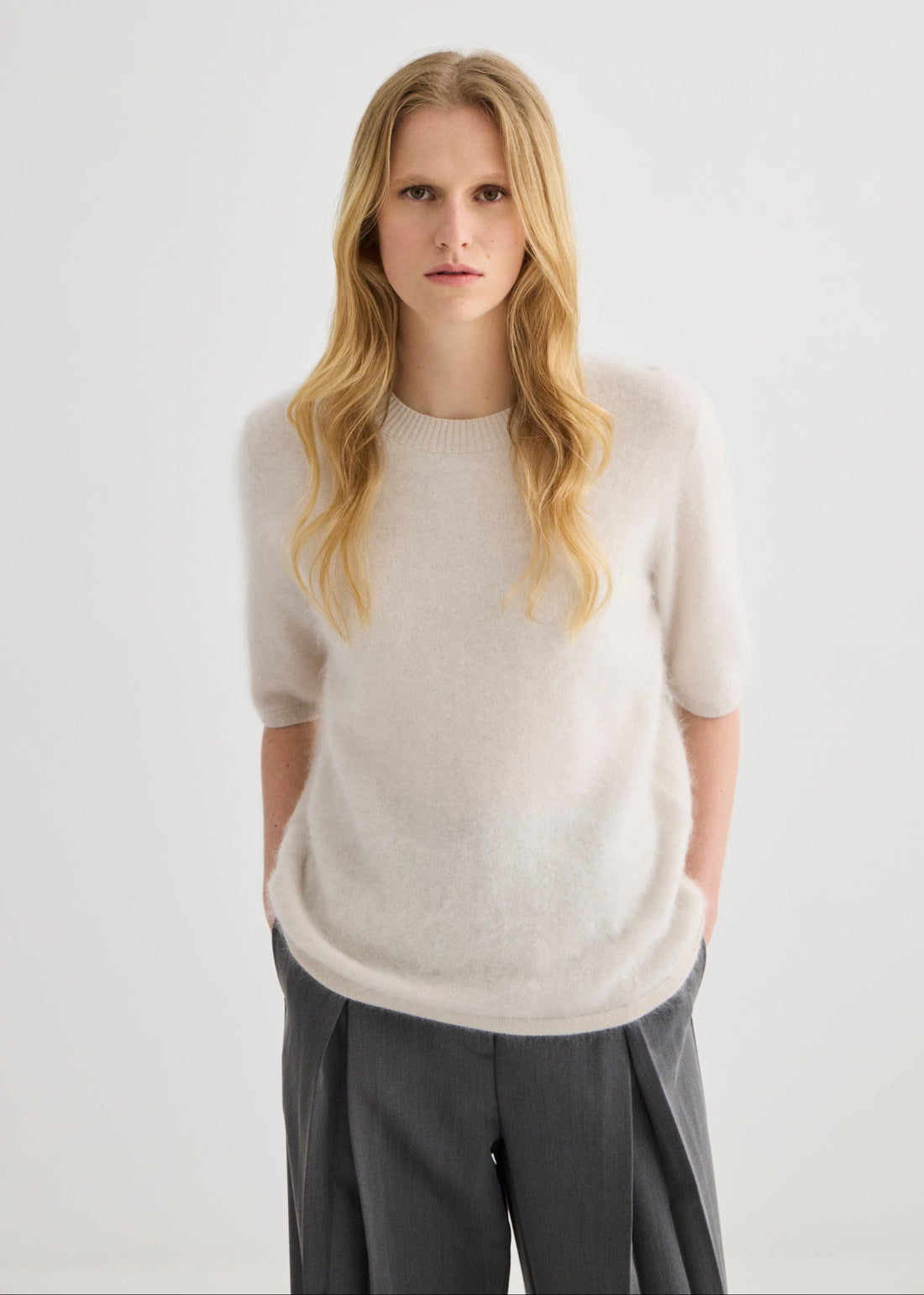 Brushed Cashmere T-Shirt - Oyster