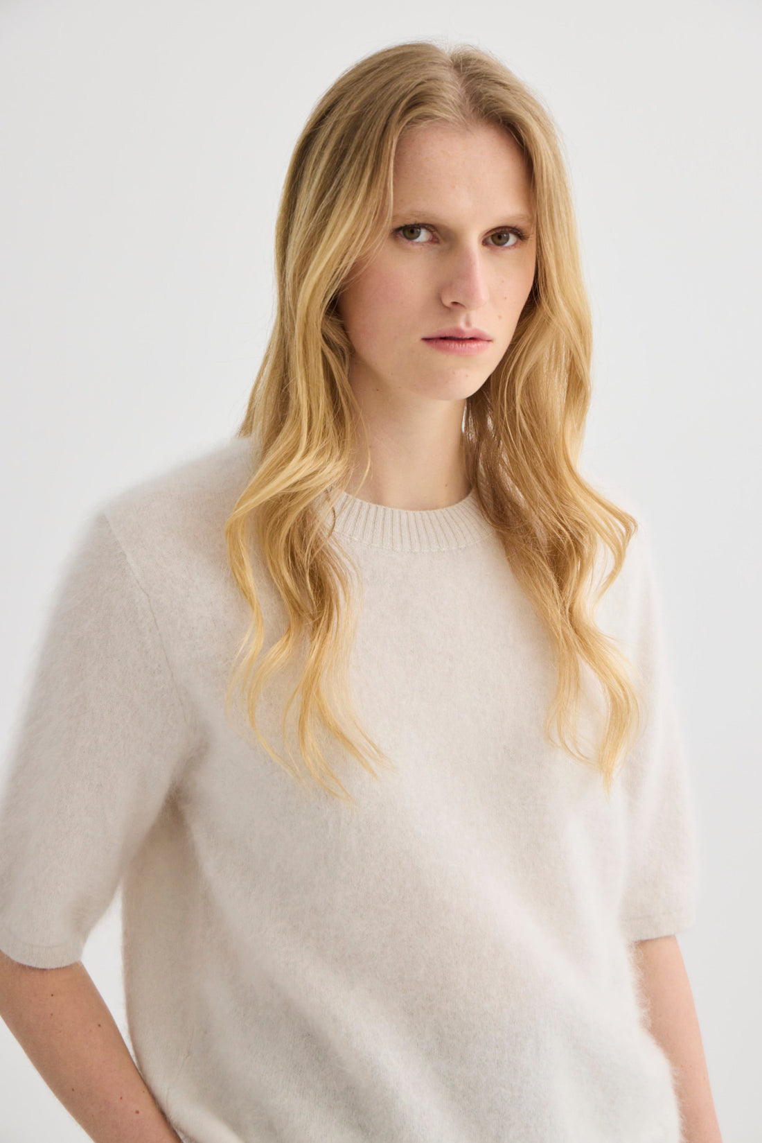 Brushed Cashmere T-Shirt - Oyster