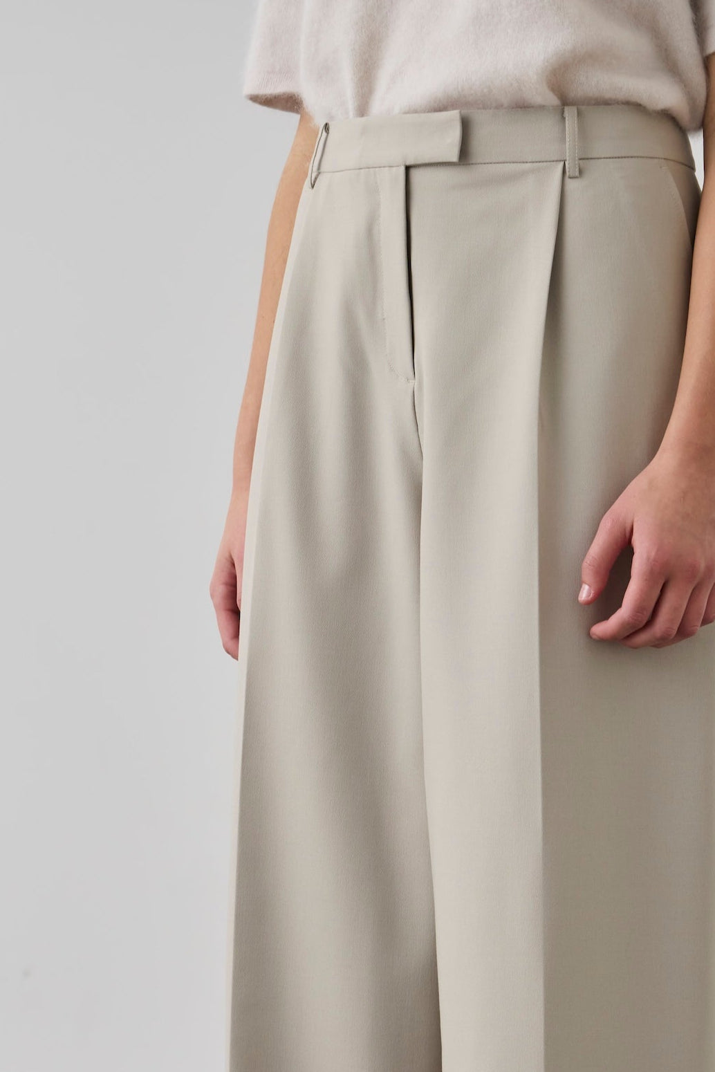 Simone Wide Leg Trouser - Pale  Sage
