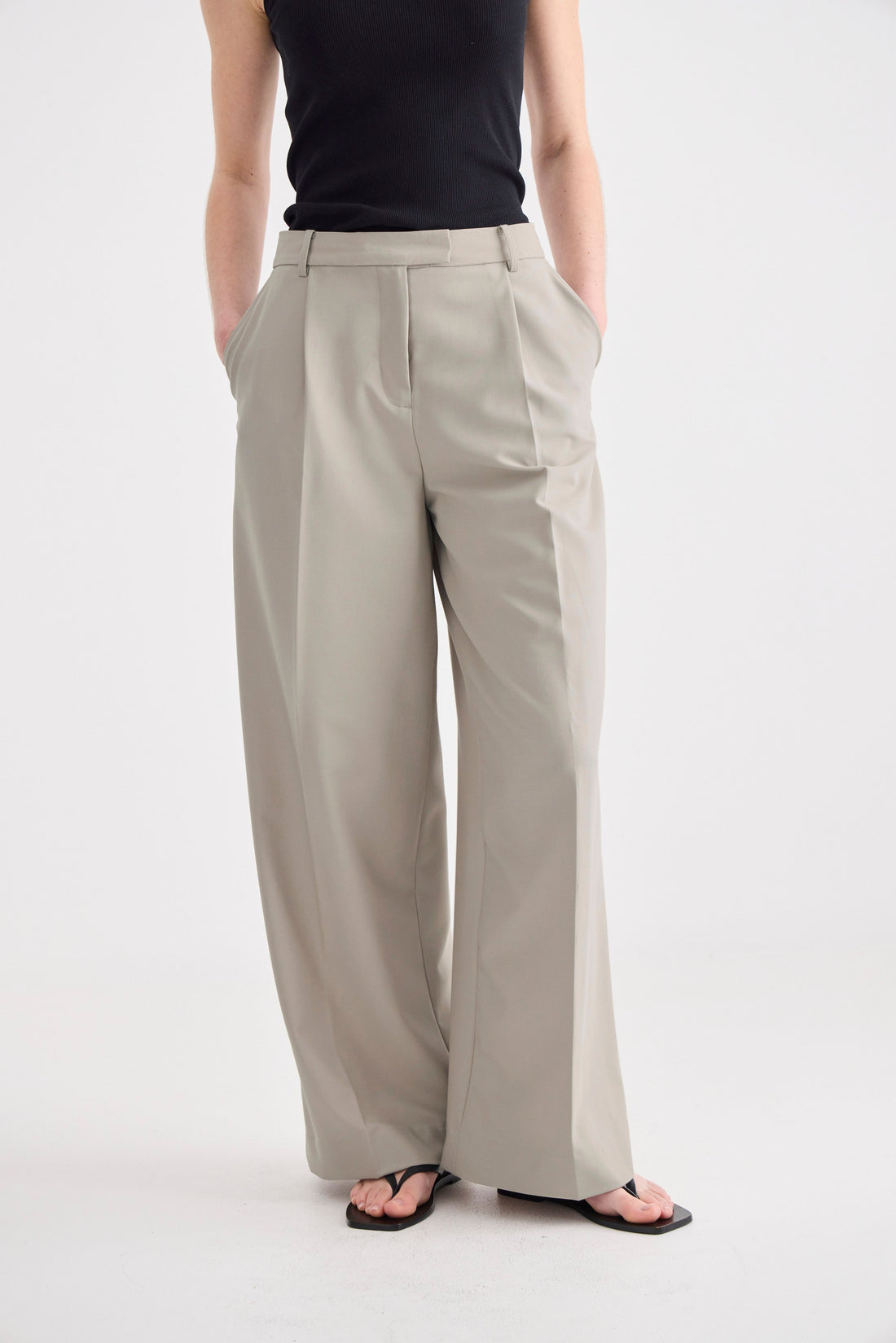 Simone Wide Leg Trouser - Pale  Sage