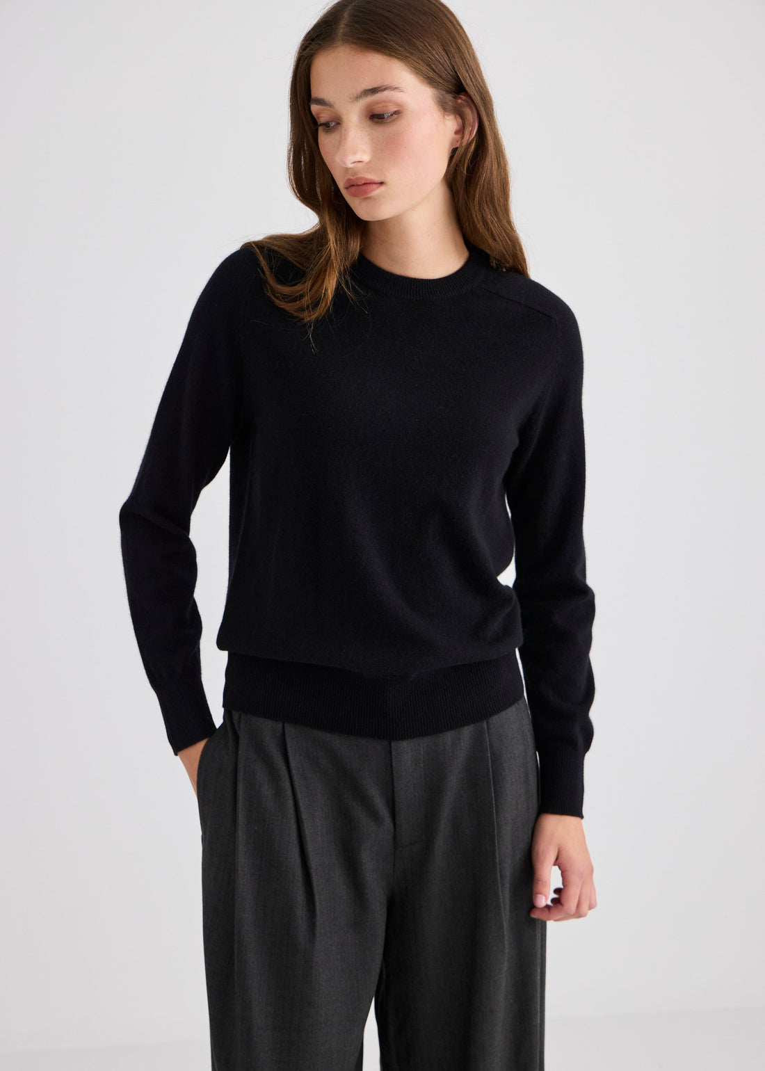 Sam Cashmere Crew Neck - Black