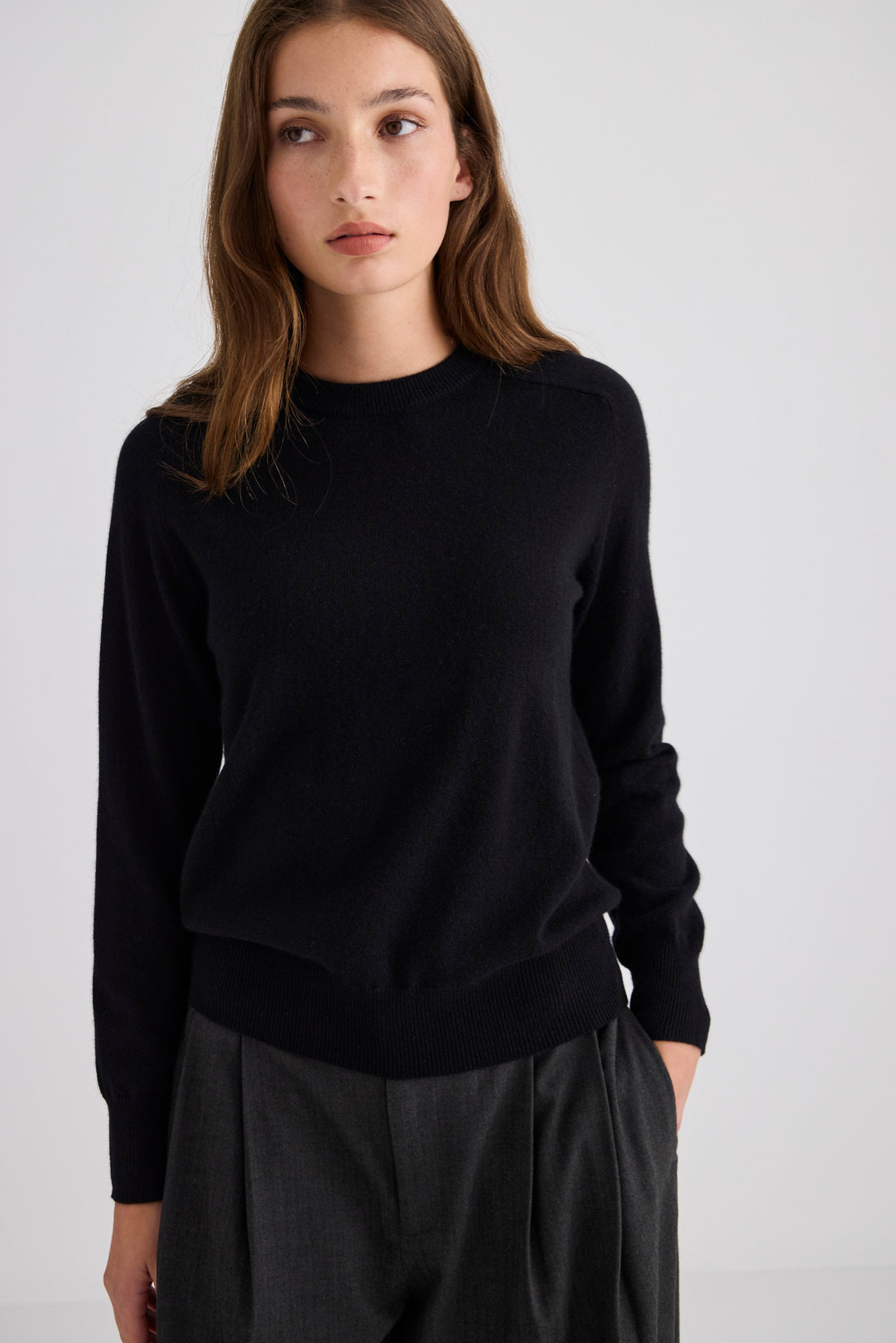 Sam Cashmere Crew Neck - Black