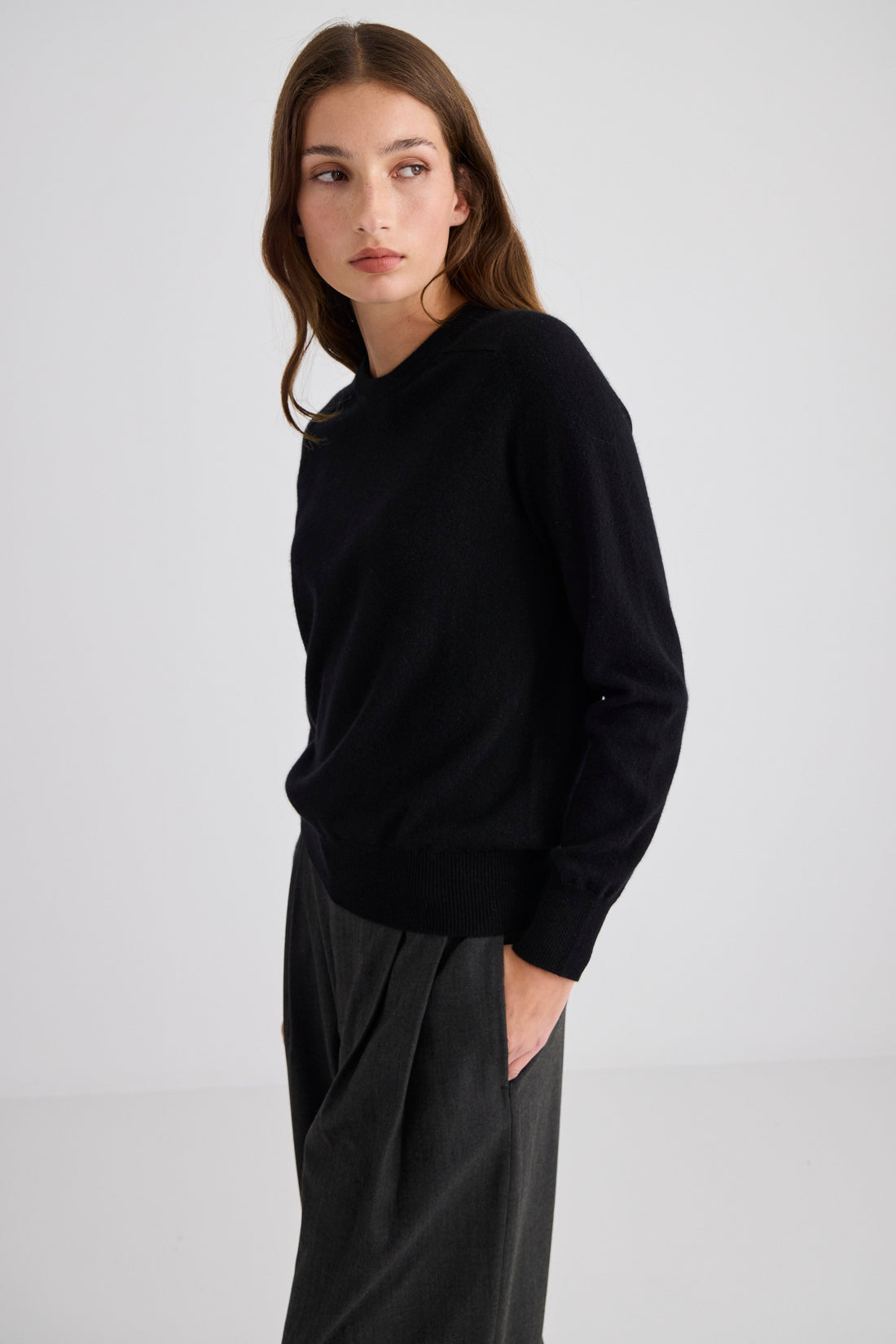 Sam Cashmere Crew Neck - Black
