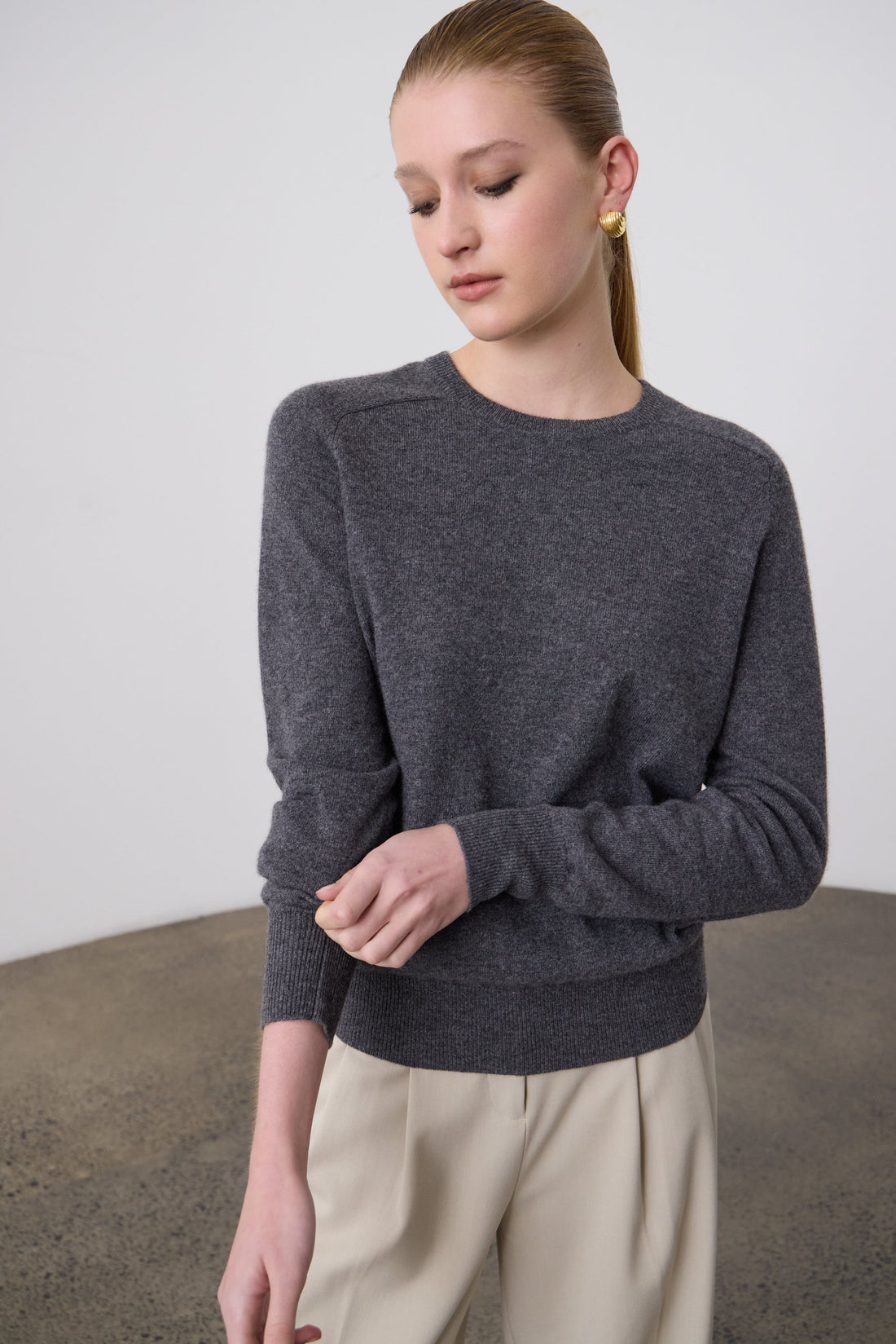 Sam Cashmere Crew Neck - Charcoal Grey