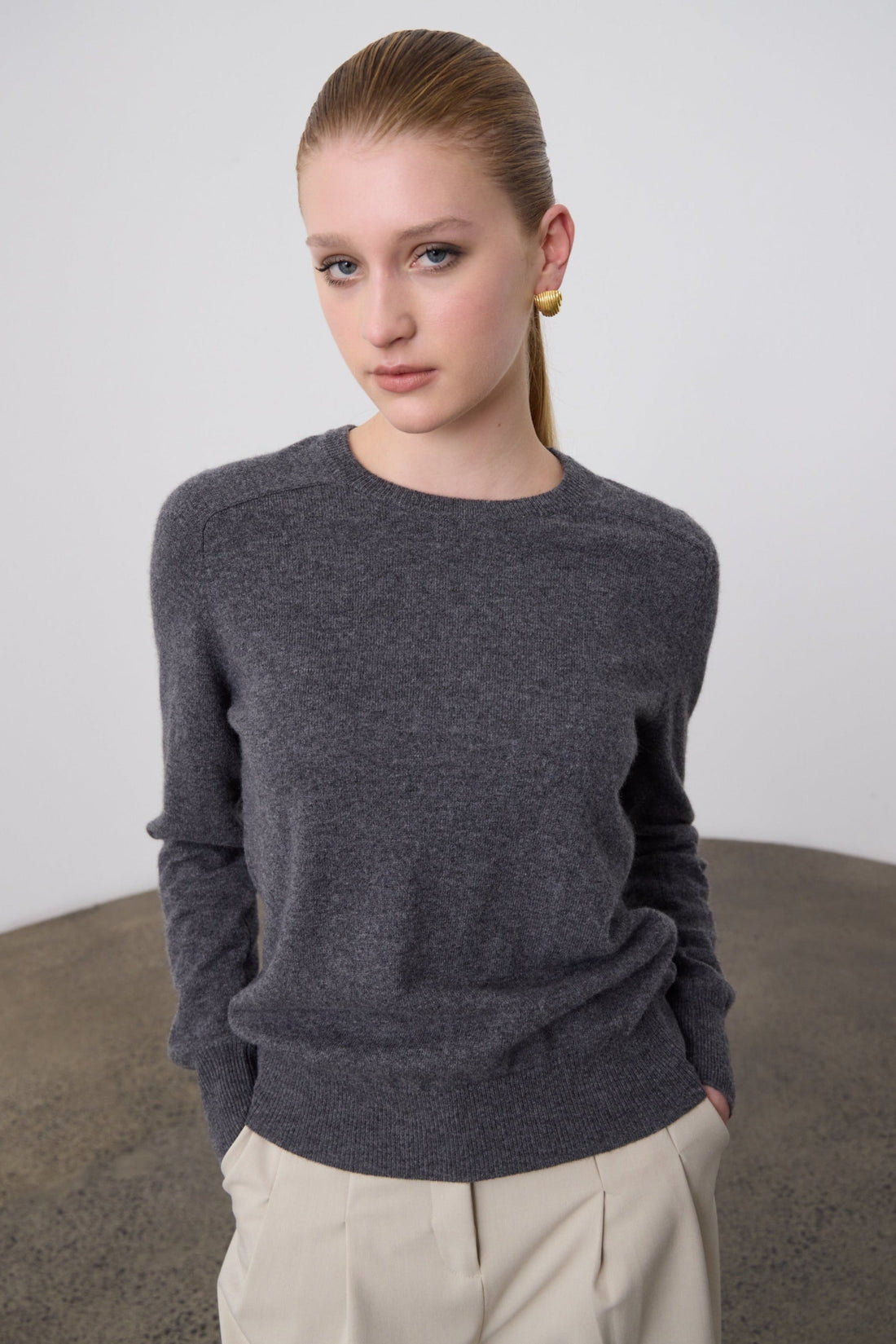 Sam Cashmere Crew Neck - Charcoal Grey