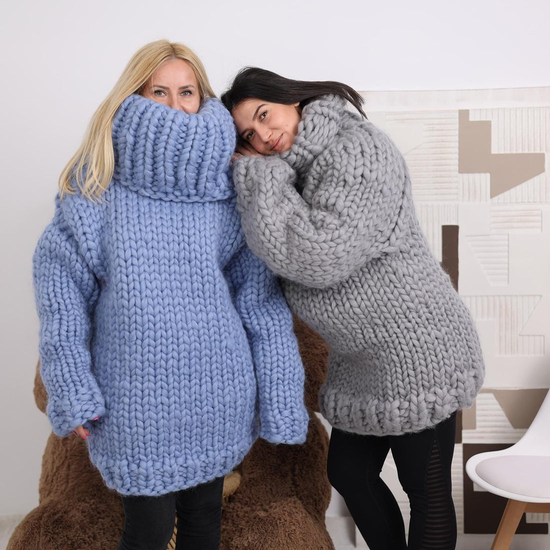 Chunky Merino Wool Sweater with 50 cm Cowlneck, Hand Knitted Roving Pullover T1849