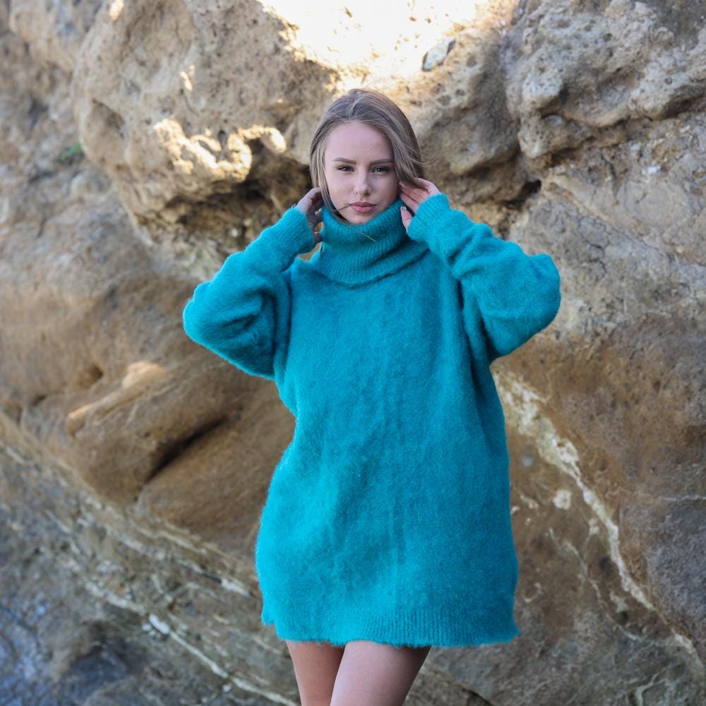 Alpaca Wool Sweater, Fluffy Hand-Knitted Turquoise Oversized Pullover for Women T1945