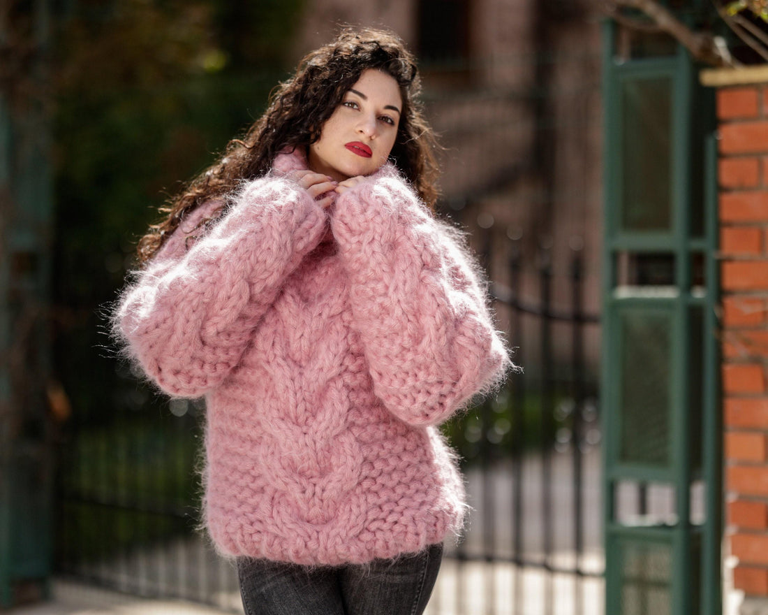 20-Strand Thick Mohair Sweater – Hand-Knitted Blue Chunky Cable Knit Jumper T1399