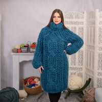 25-Strand Thick Mohair Sweater – Hand-Knitted Blue Chunky Cable Knit Jumper T699W