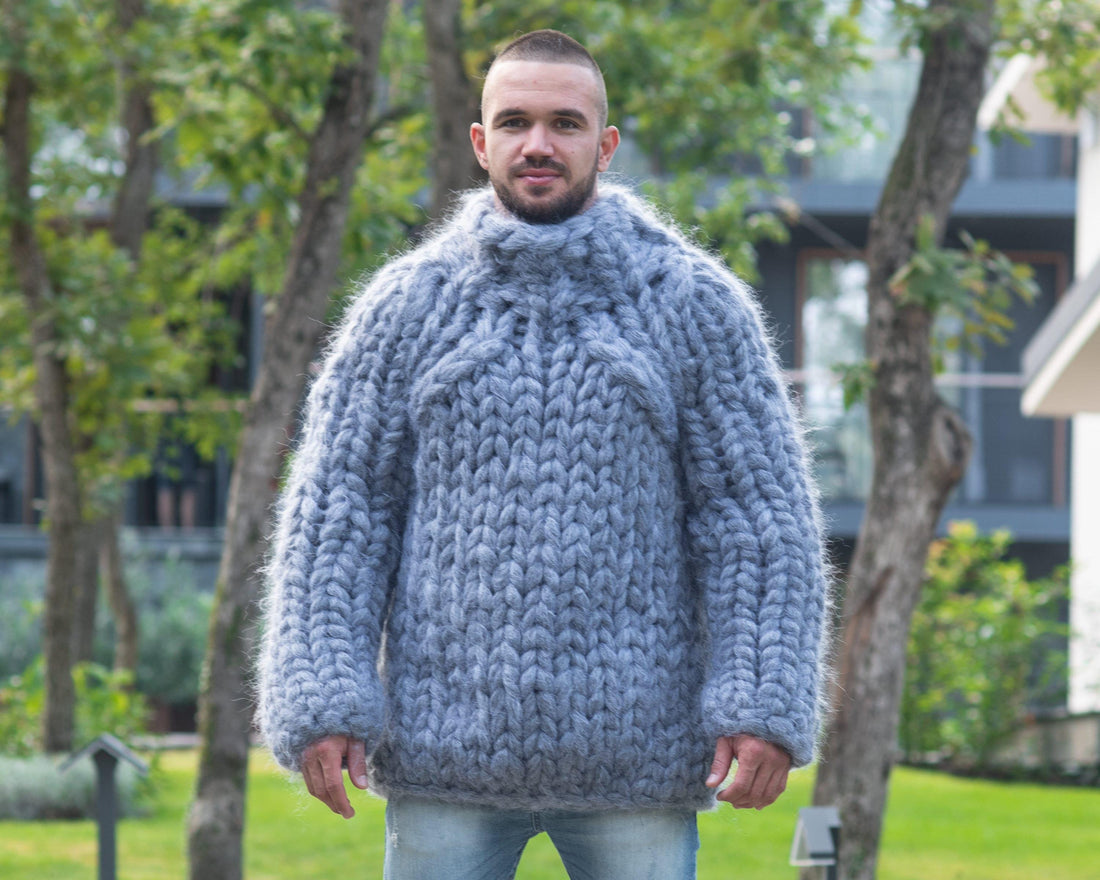Fluffy 40-Strand Mohair Sweater – Extra Thick Hand-Knitted Gray Pullover T880M