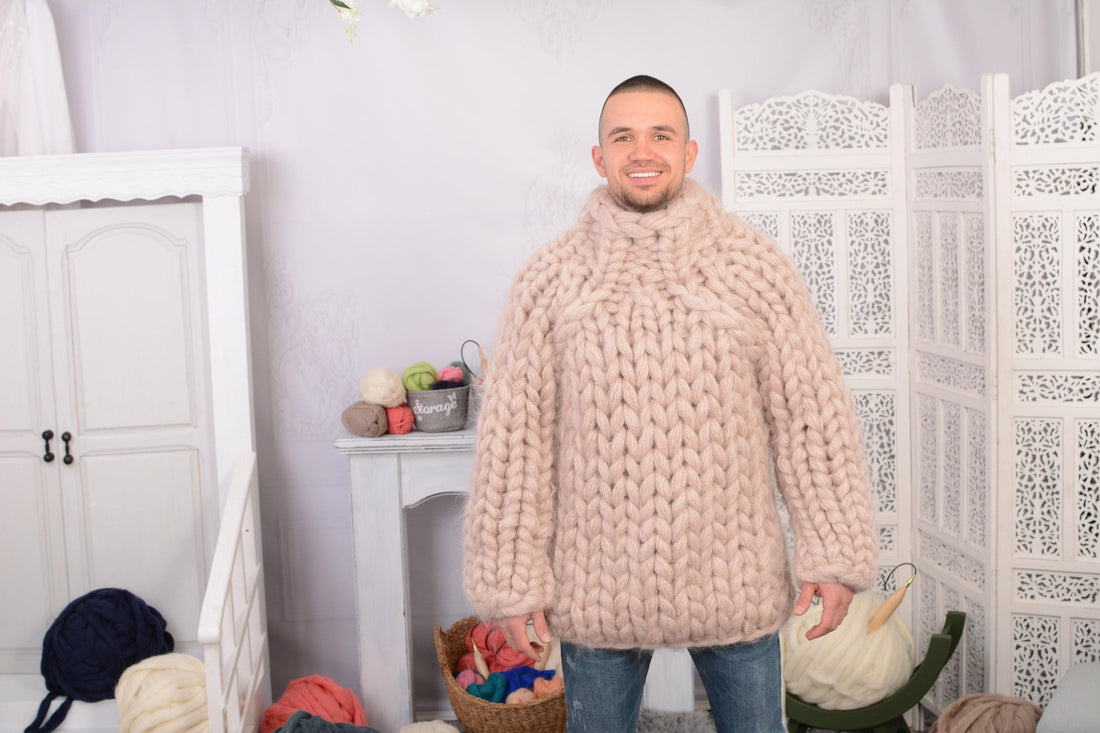 Huge 40-Strand Mohair Sweater – Thick Hand-Knitted Soft Fuzzy Pullover T701M