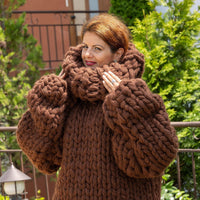 10-Strand Chunky Wool Sweater – Hand-Knitted Brown Oversized Pullover T1229