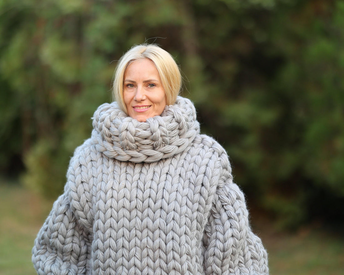 30-Strand Chunky Wool Sweater – Huge Hand-Knitted Oversized Pullover in 100% Soft Wool T1465