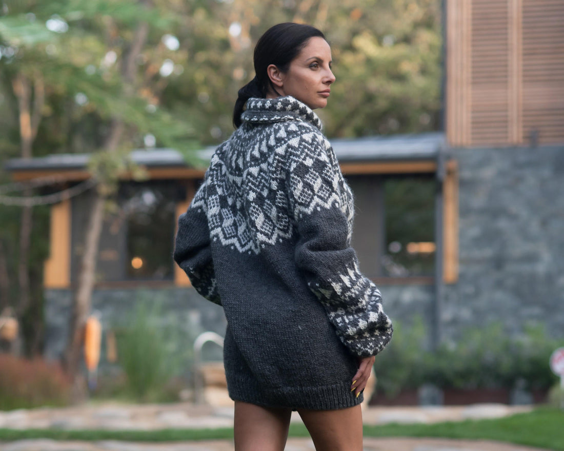 Gray Lopi Wool Sweater – Hand-Knitted Icelandic Style Jumper T822M