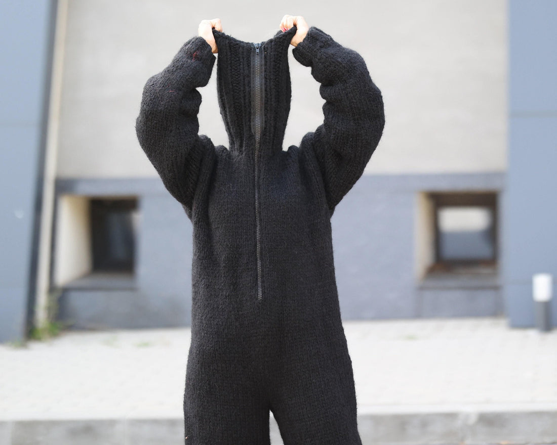 Alpaca Catsuit – 24-Strand Hand-Knitted Soft Turtleneck Bodysuit – Fluffy Warm One-Piece – T1495