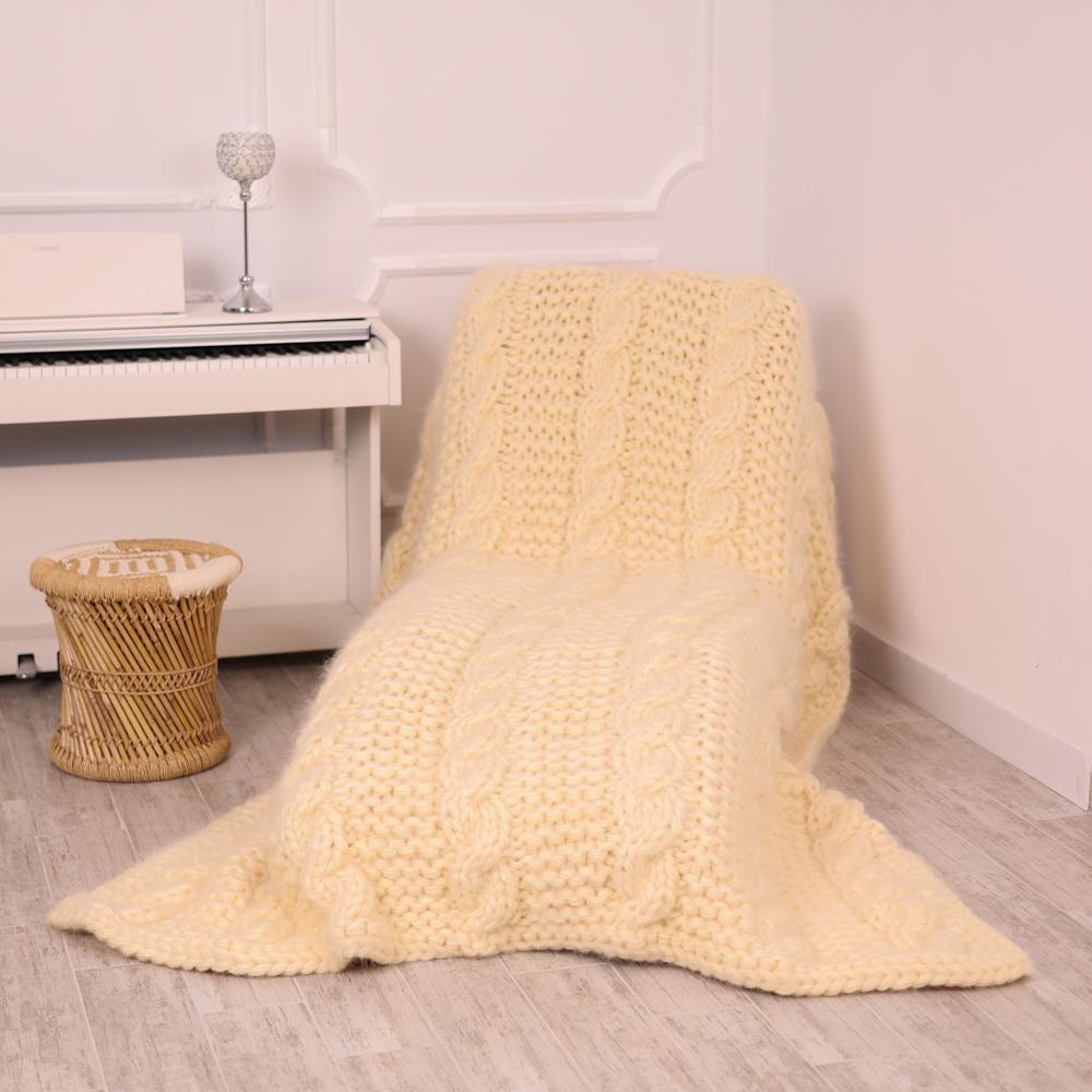 Chunky 25-Strand Mohair Blanket – Extra Large Hand Knitted Cable Knit Throw 200x240 cm T1963