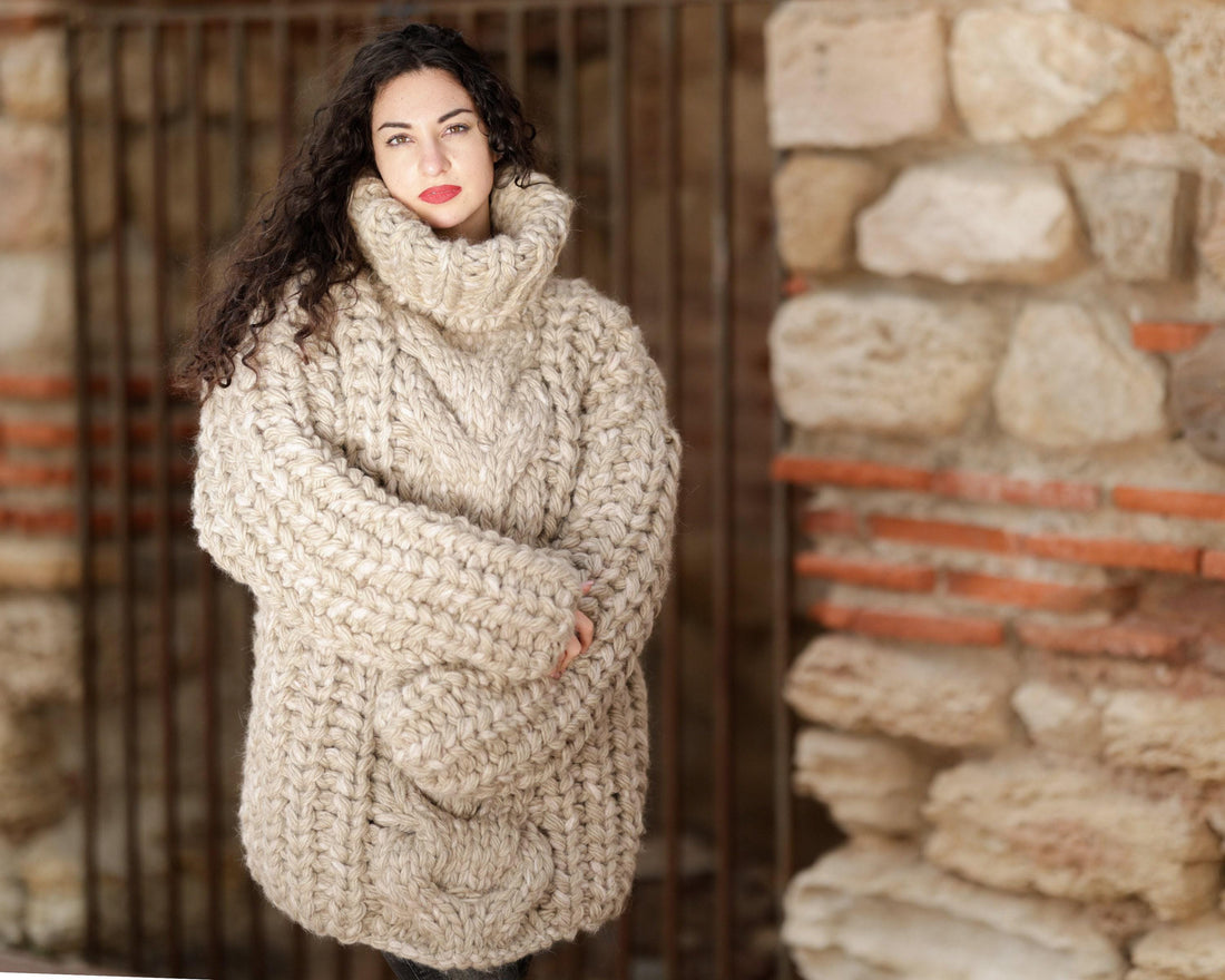Super Chunky Alpaca Wool Sweater, Hand Knitted 26-Strand Thick Pullover T1392