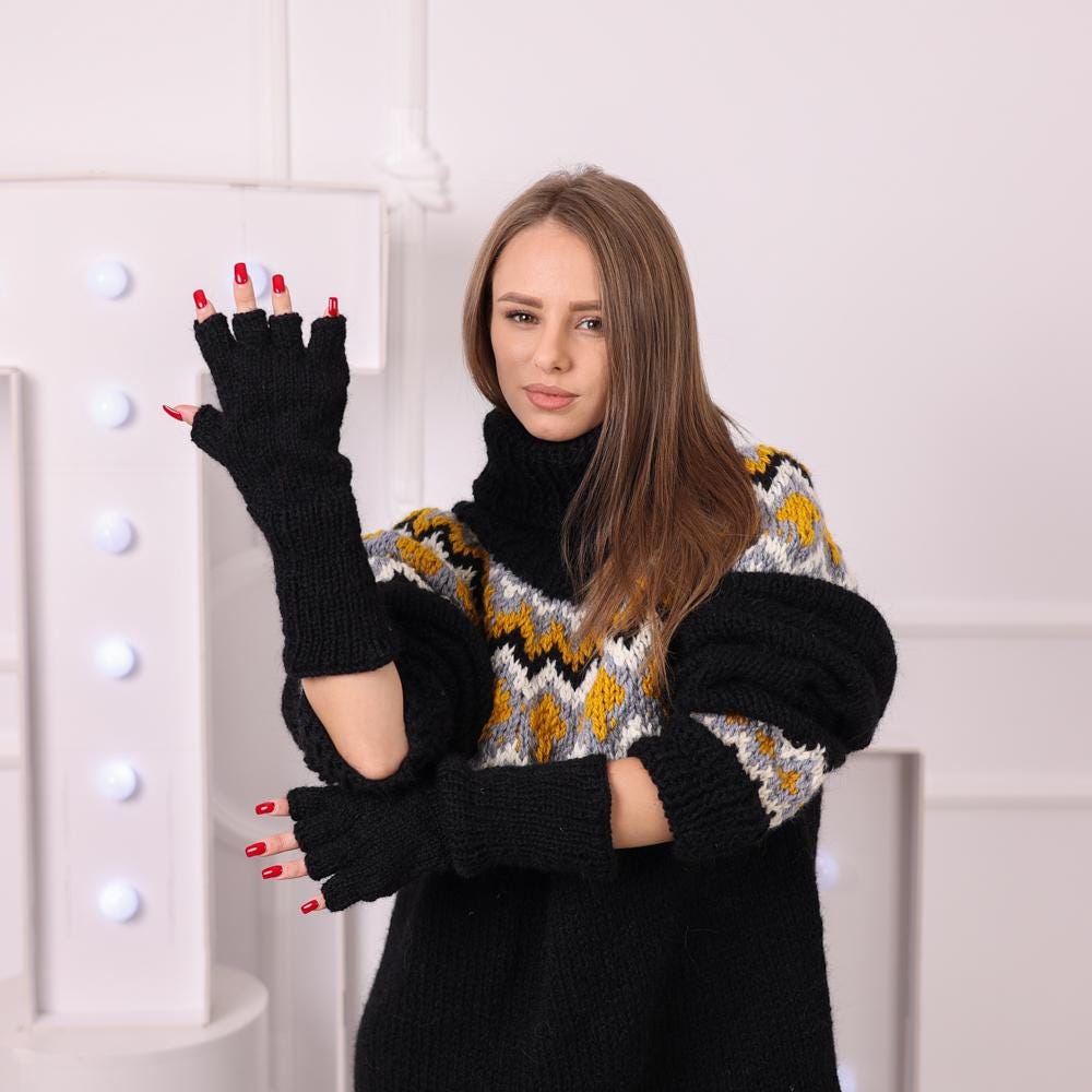 Black Wool Fingerless Gloves – Hand Knitted 100% Raw Wool Arm Warmers T2050