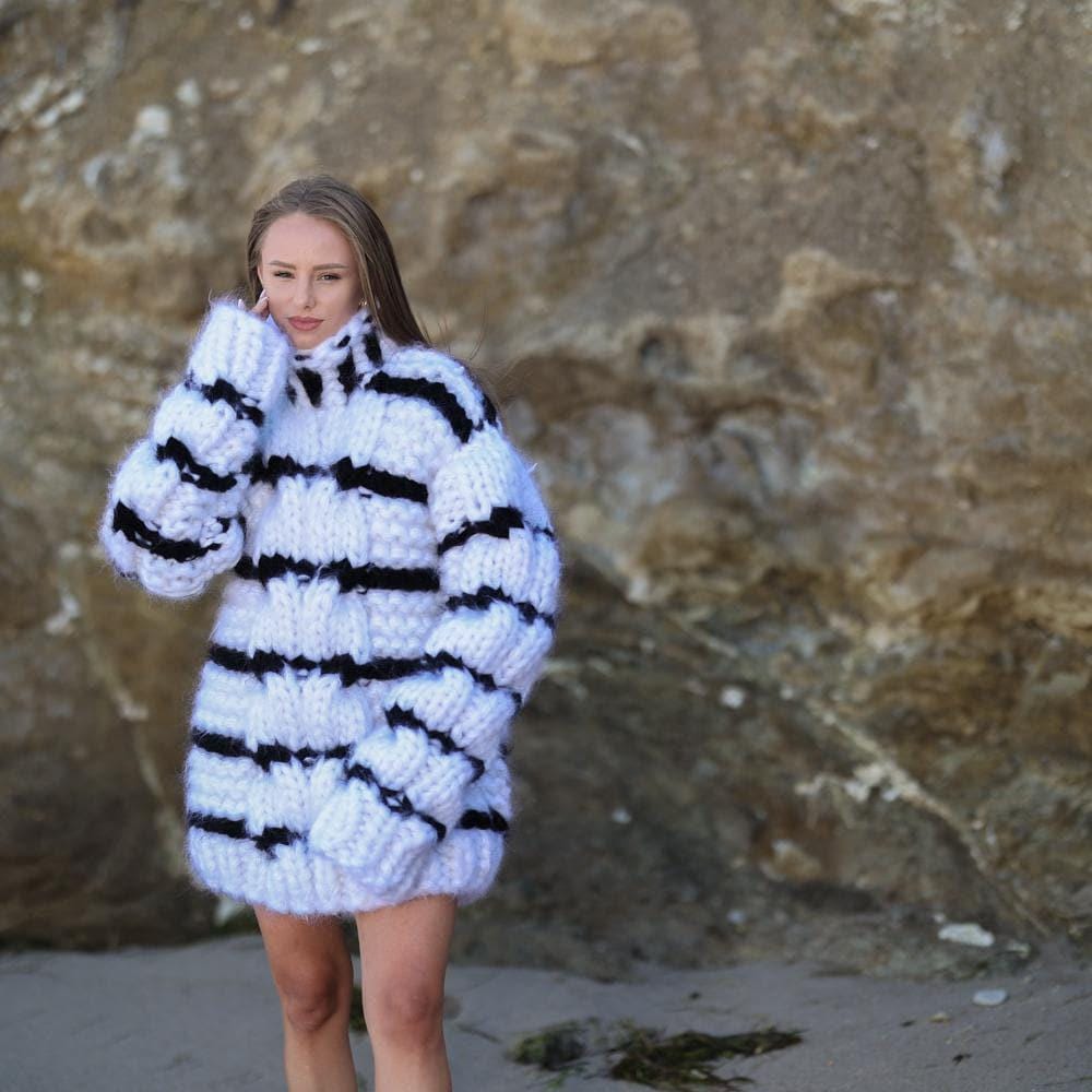 20-Strand Chunky Mohair Sweater – Oversized Hand-Knitted Black and White Cable Knit Jumper T1960