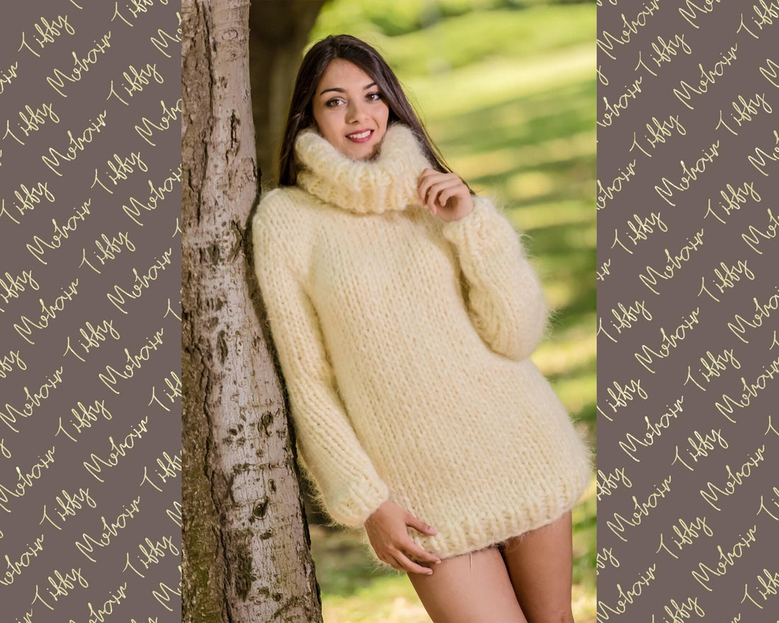 8-Strand Thick Mohair Sweater – Hand-Knitted Fluffy Oversized Turtleneck Pullover T330