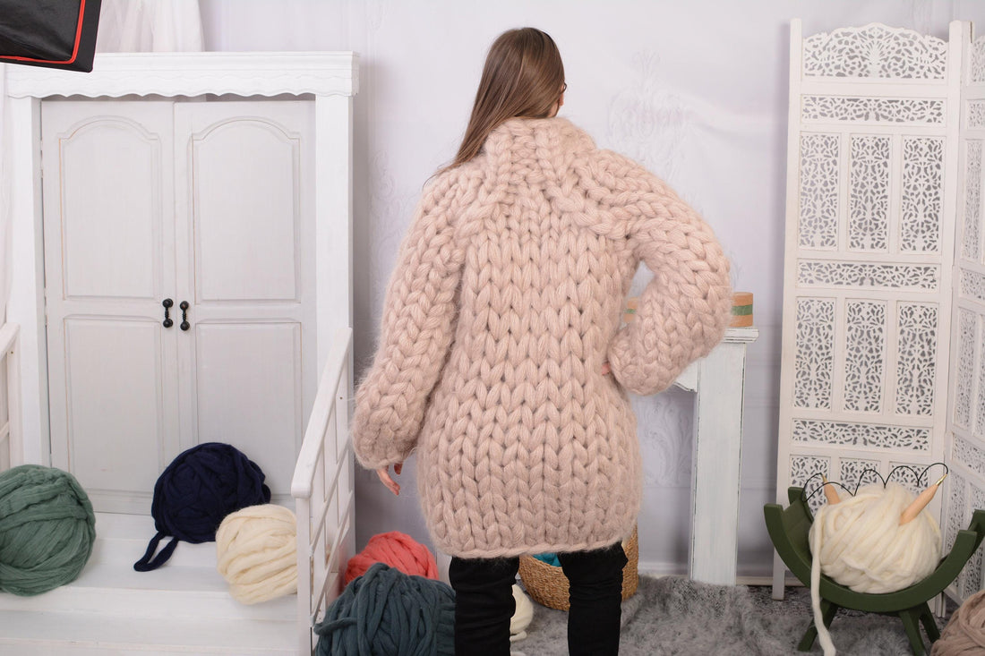 Hand-Knitted 40-Strand Mohair Sweater – Heavy Soft Thick Oversized Pullover T701W
