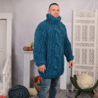 25-Strand Thick Mohair Sweater – Hand-Knitted Blue Chunky Cable Knit Jumper T699W