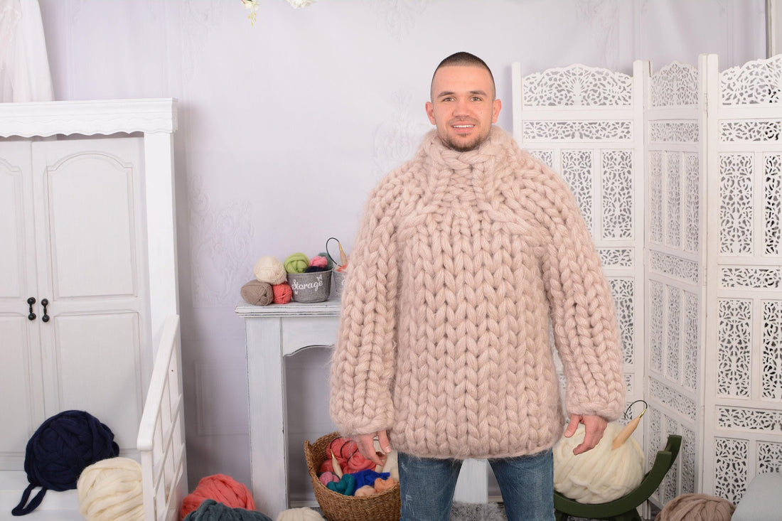 Huge 40-Strand Mohair Sweater – Thick Hand-Knitted Soft Fuzzy Pullover T701M