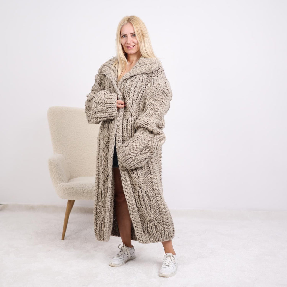 Chunky Cable Knit Cardigan – 100% Wool Hand Knitted Long Coat T1891