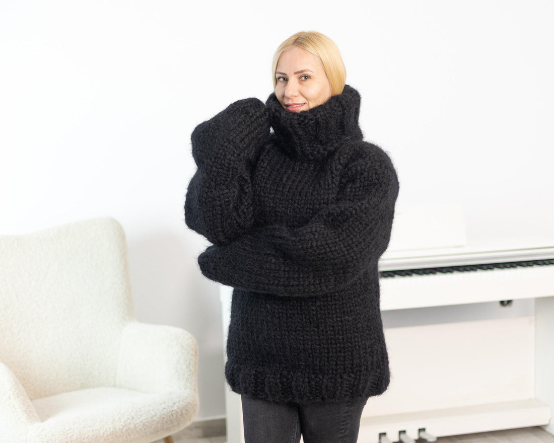 12-Strand Big Mohair Sweater – Hand-Knitted Chunky Unisex Pullover T1536